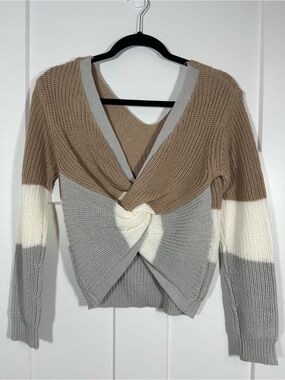 Twist Front V-Neck Colorblock Sweater in Taupe, Gray & Cream